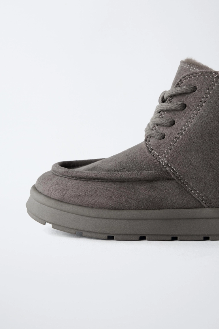 Ботинки на меху с линией шва