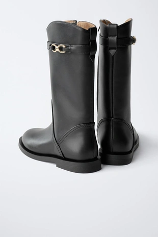 Высокие сапоги с пряжкой- Заказать в России