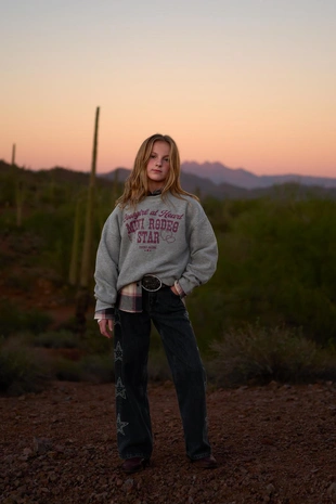 Джинсы WIDE LEG со звездами и стразами- Заказать в России