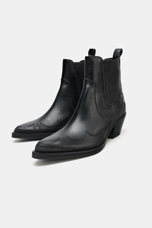 Кожаные ботильоны в ковбойском стиле с декоративной строчкой- Заказать в России