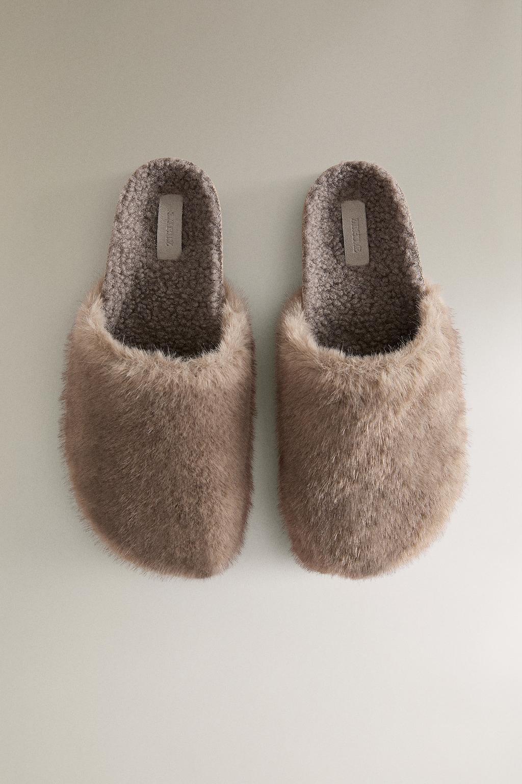 Тапочки на меху faux fur mule