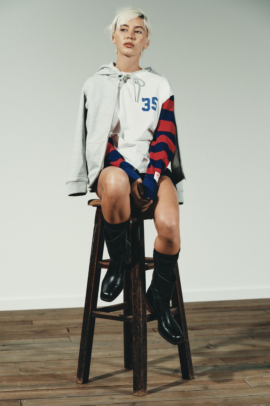 ФУТБОЛКА VARSITY В ПОЛОСКУ