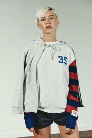 Футболка VARSITY в полоску- Заказать в России