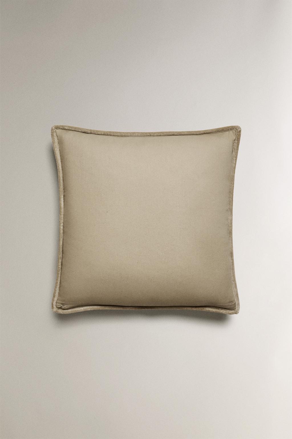 Подушка из замшевой ткани с эффектом выцветания