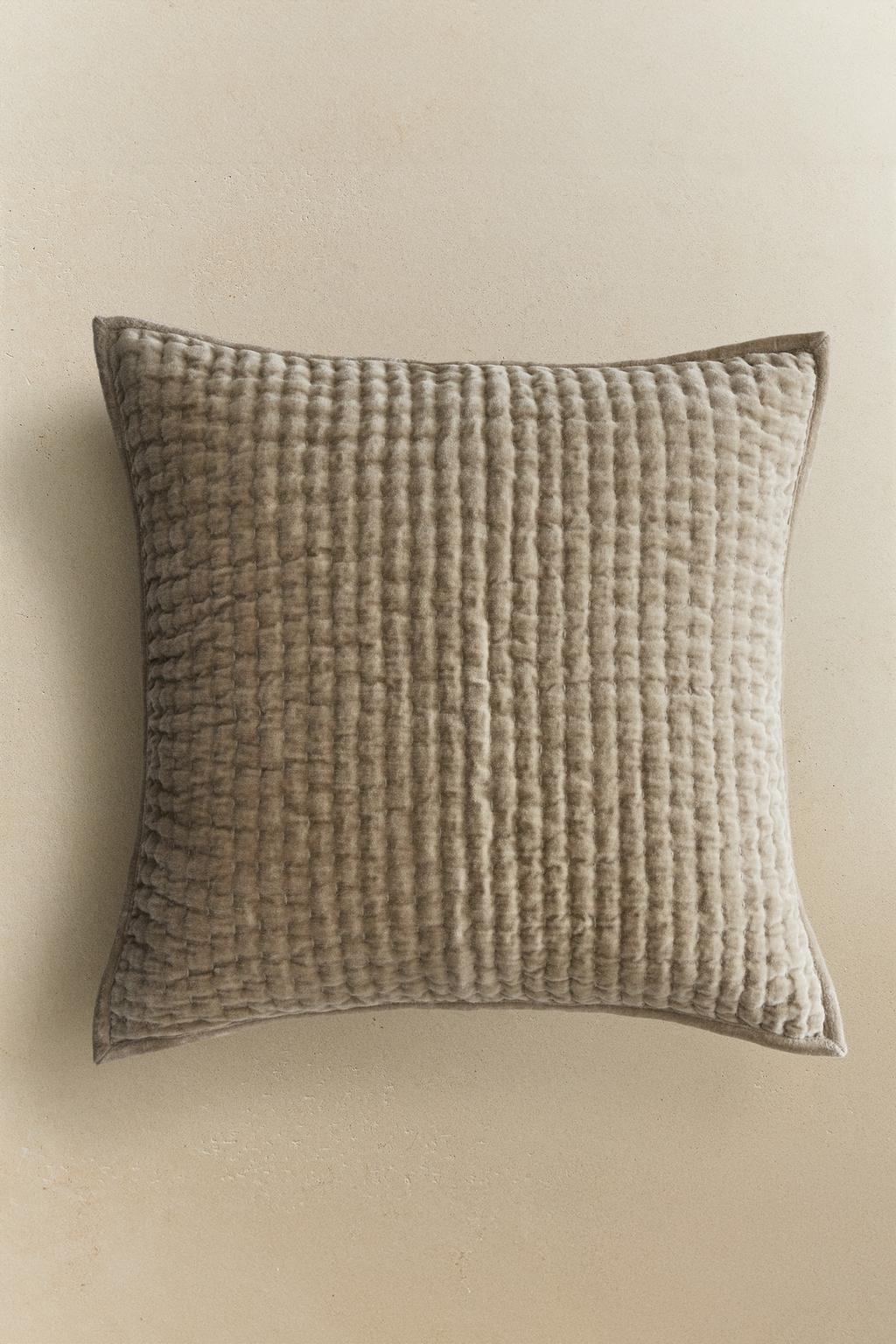 Подушка из замшевой ткани с эффектом выцветания