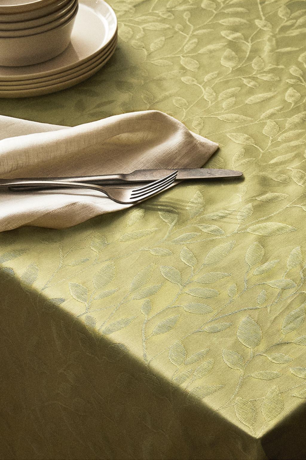 Cкатерть jacquard vegetable