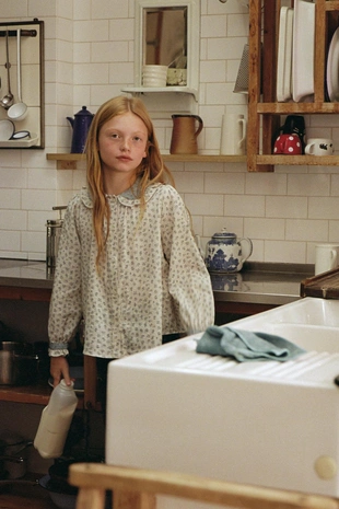 Рубашка с цветочным принтом в романтическом стиле- Заказать в России