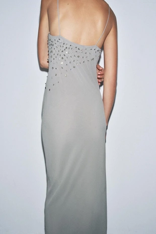 Платье из жоржета с бретелями и украшениями - Заказать в России