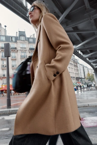 Пальто двубортное с погонами- Заказать в России