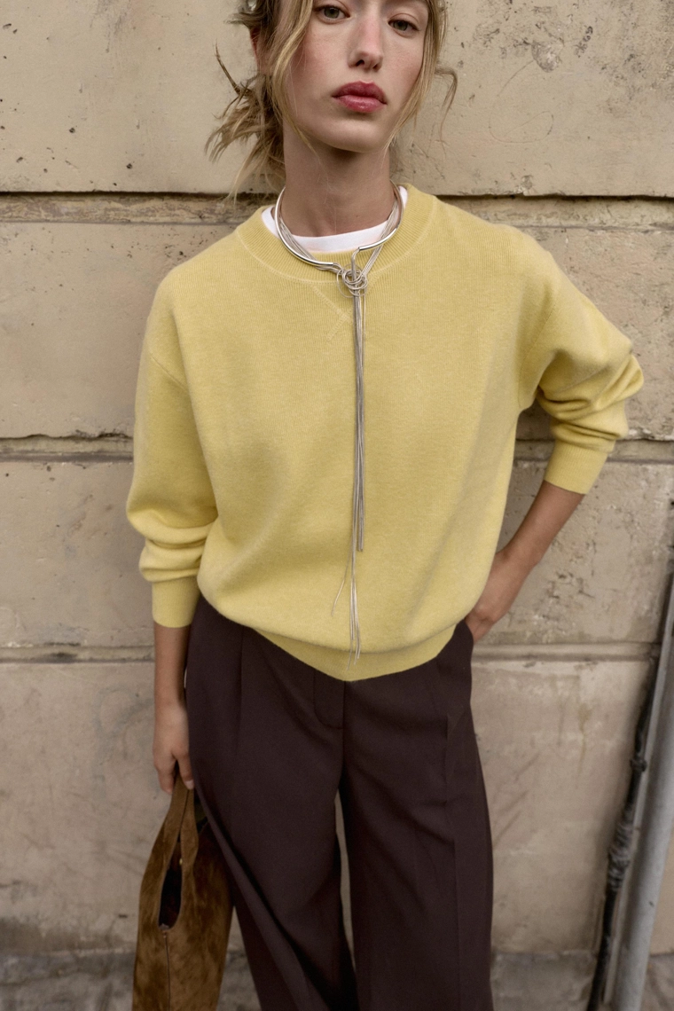 Джемпер из гладкого трикотажа