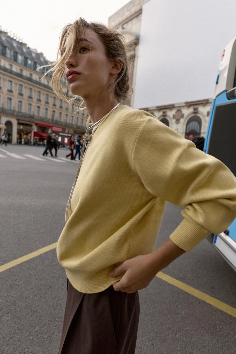 Джемпер из гладкого трикотажа