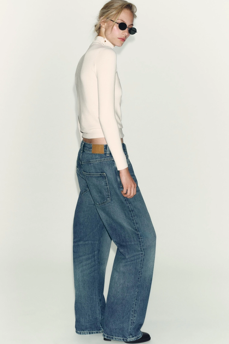 Пуловер из вязаного полотна с пуговицами