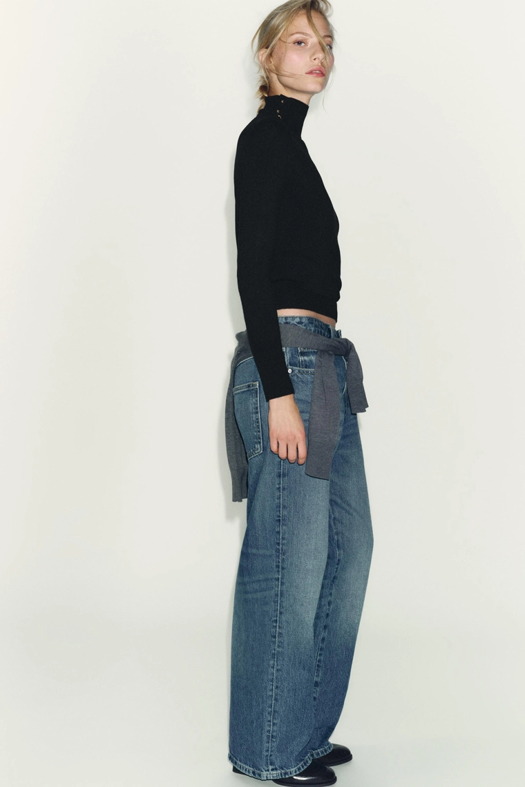 Трикотажный свитер с пуговицами