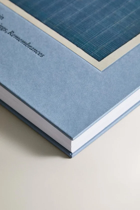 Книга agnes martin: живопись, письма, воспоминания