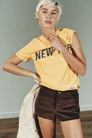 Футболка в стиле преппи с короткими рукавами- Заказать в России