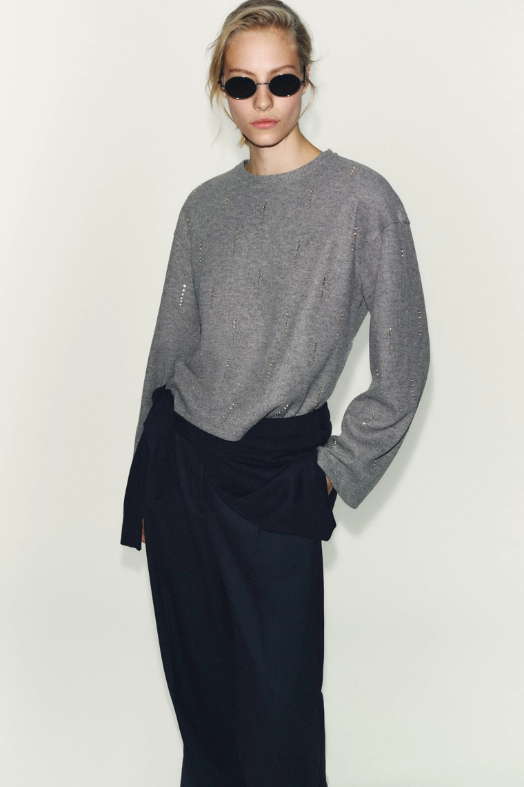 Блестящий вязанный свитер