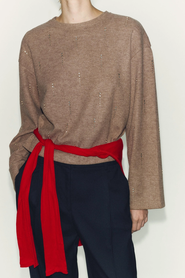 Вязаный свитер со стразами