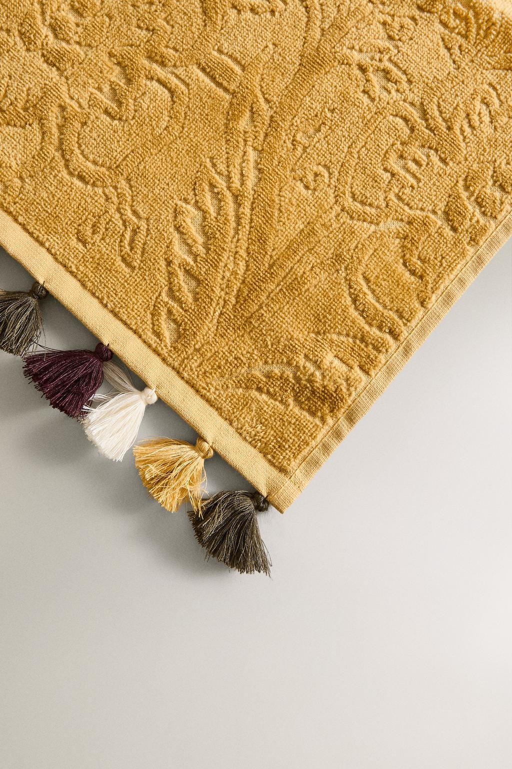 Полотенце для ванны с бахромой из жаккарда