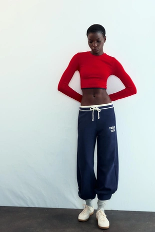 Укороченная футболка с двойным эффектом- Заказать в России