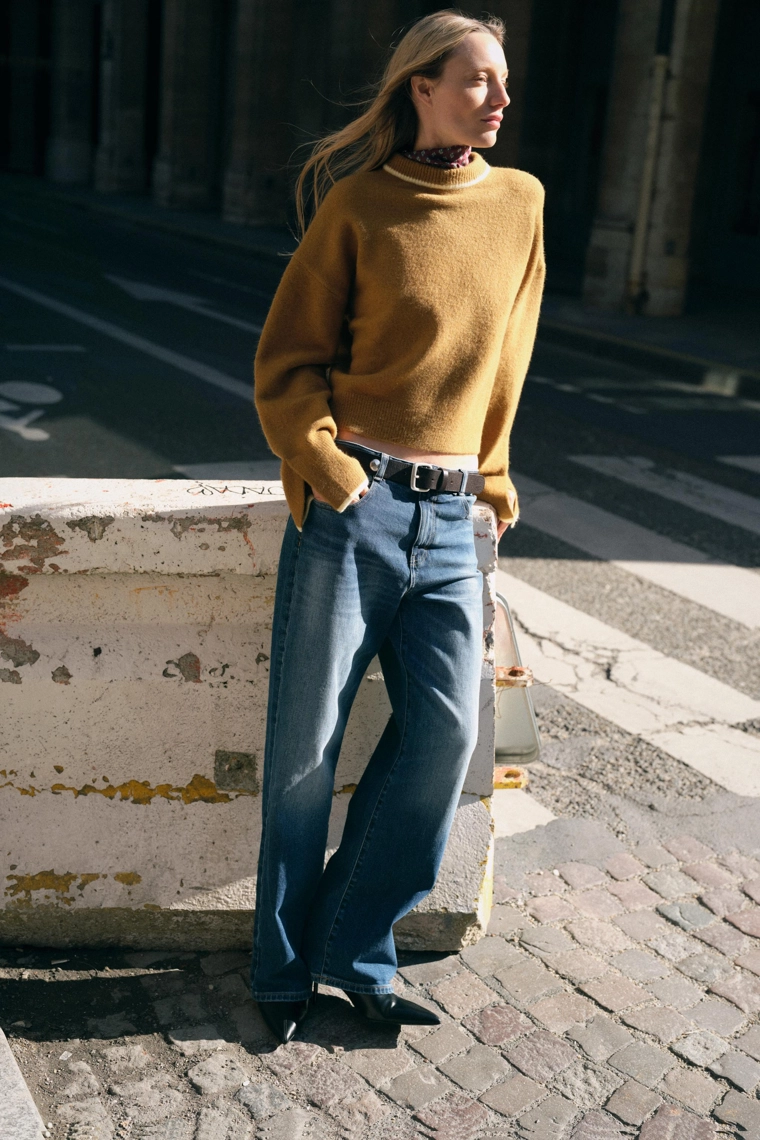 Трикотажный свитер с контрастной отделкой