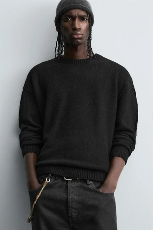 Свитер с рельефными швами- Заказать в России