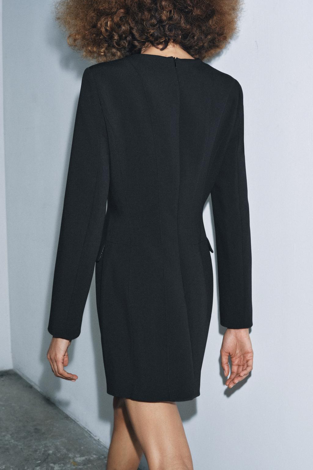 КОРОТКОЕ ПЛАТЬЕ С КАРМАНАМИ — ZW COLLECTION LIMITED EDITION