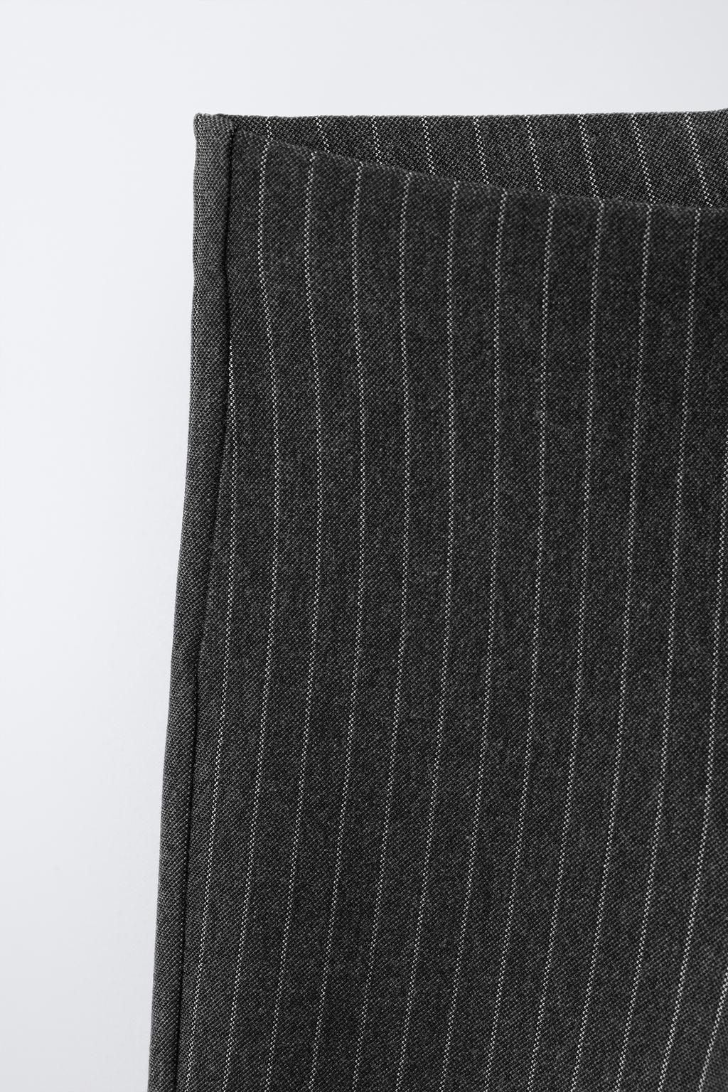 БРЮКИ-КЛЕШ В ТОНКУЮ ПОЛОСКУ