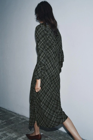 Платье в клетку со сборками- Заказать в России