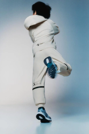 Спортивные брюки-джоггеры из INTERLOCK- Заказать в России