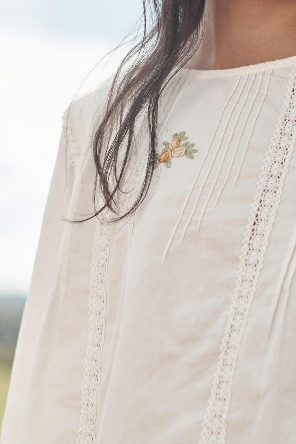 Блузка с вышивкой limited edition embroidered floral