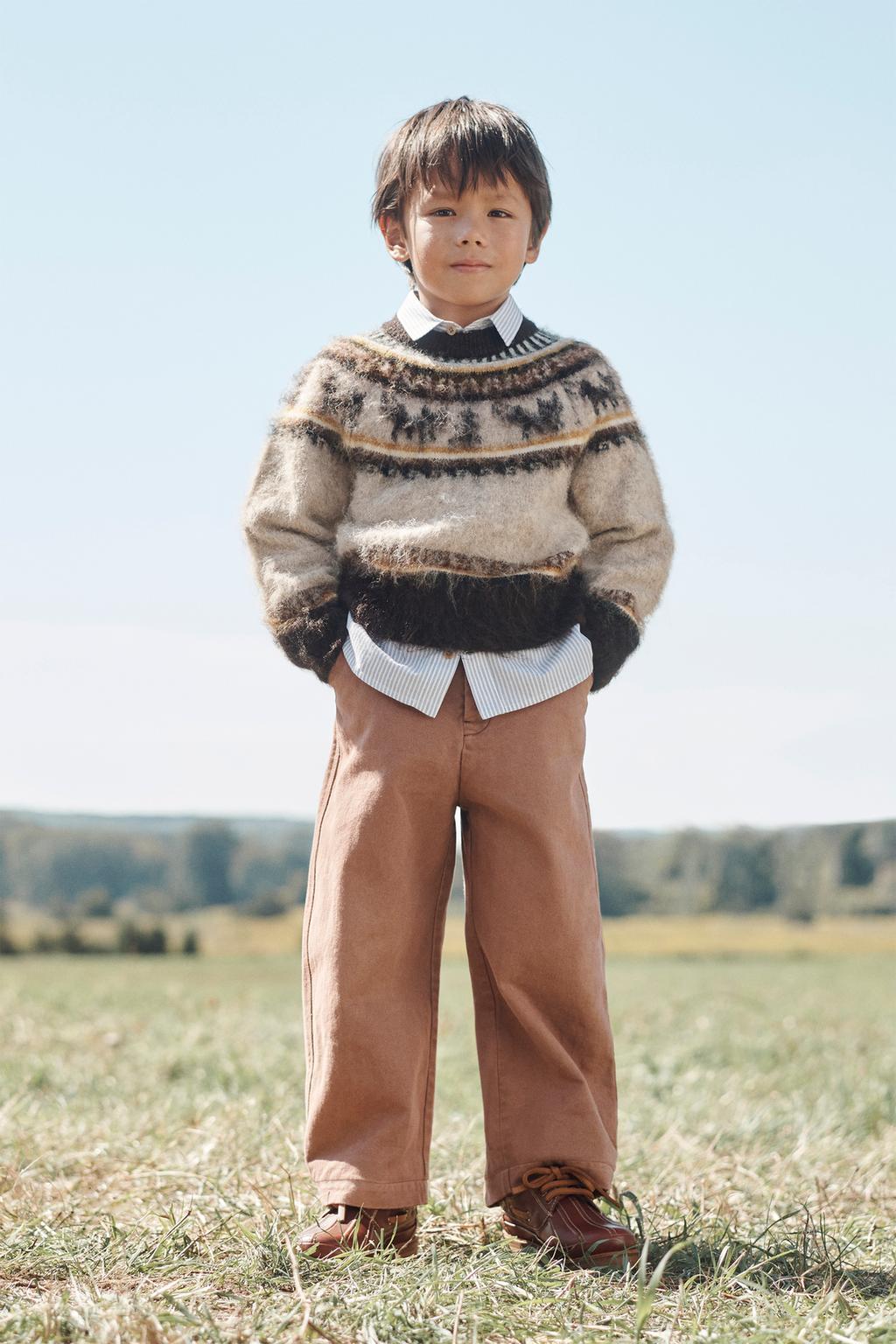 Ограниченное издание вязаного свитера с принтом