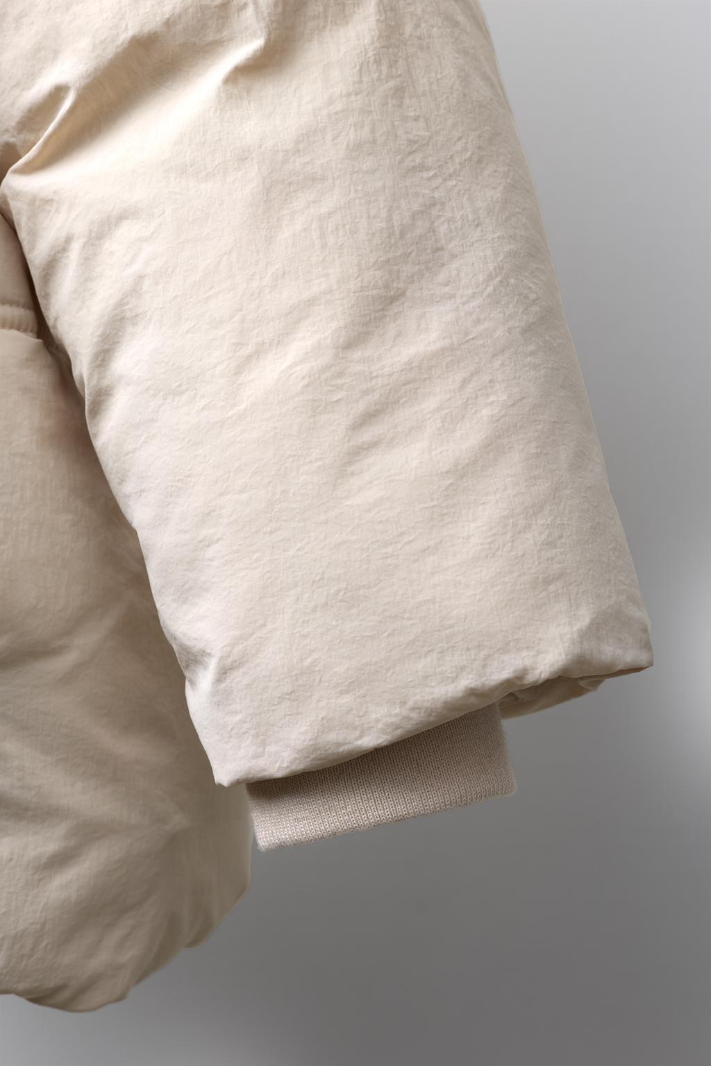 СТЕГАНОЕ ПАЛЬТО С КАПЮШОНОМ WATER REPELLENT