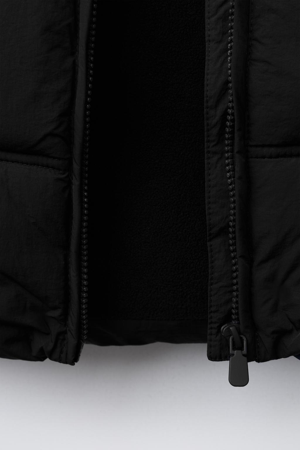 СТЕГАНОЕ ПАЛЬТО С КАПЮШОНОМ WATER REPELLENT