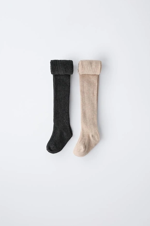 Упаковка из двух колготок в коробке