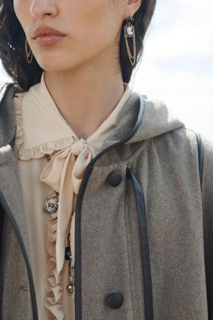 Пальто из шерсти с капюшоном LIMITED EDITION- Заказать в России