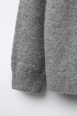 Мягкий трикотажный джемпер с шерстью- Заказать в России