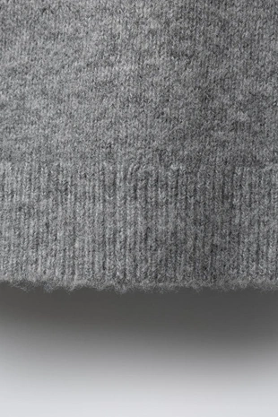 Мягкий трикотажный джемпер с шерстью- Заказать в России