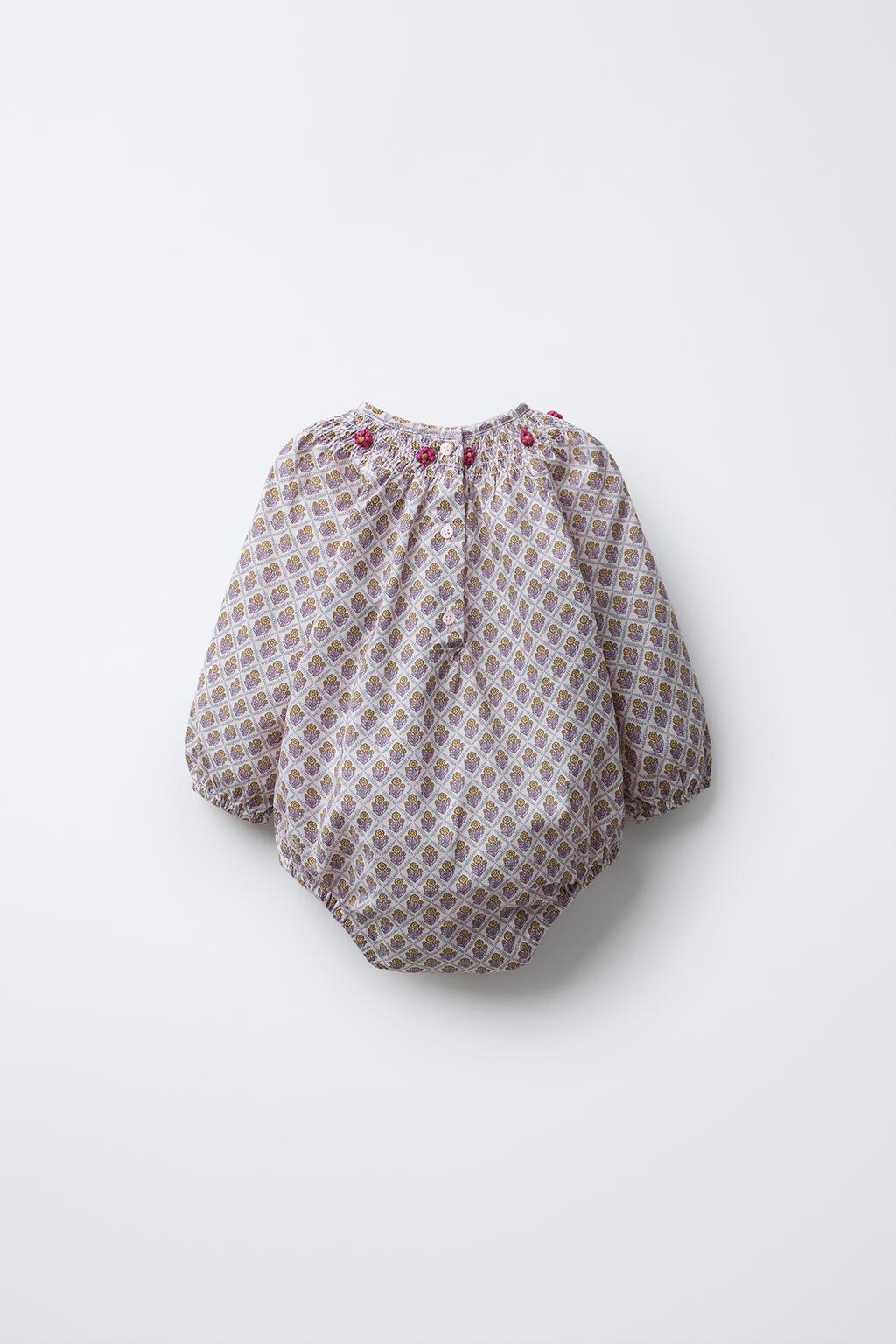 КОМБИНЕЗОН С ЦВЕТОЧНЫМ ПРИНТОМ