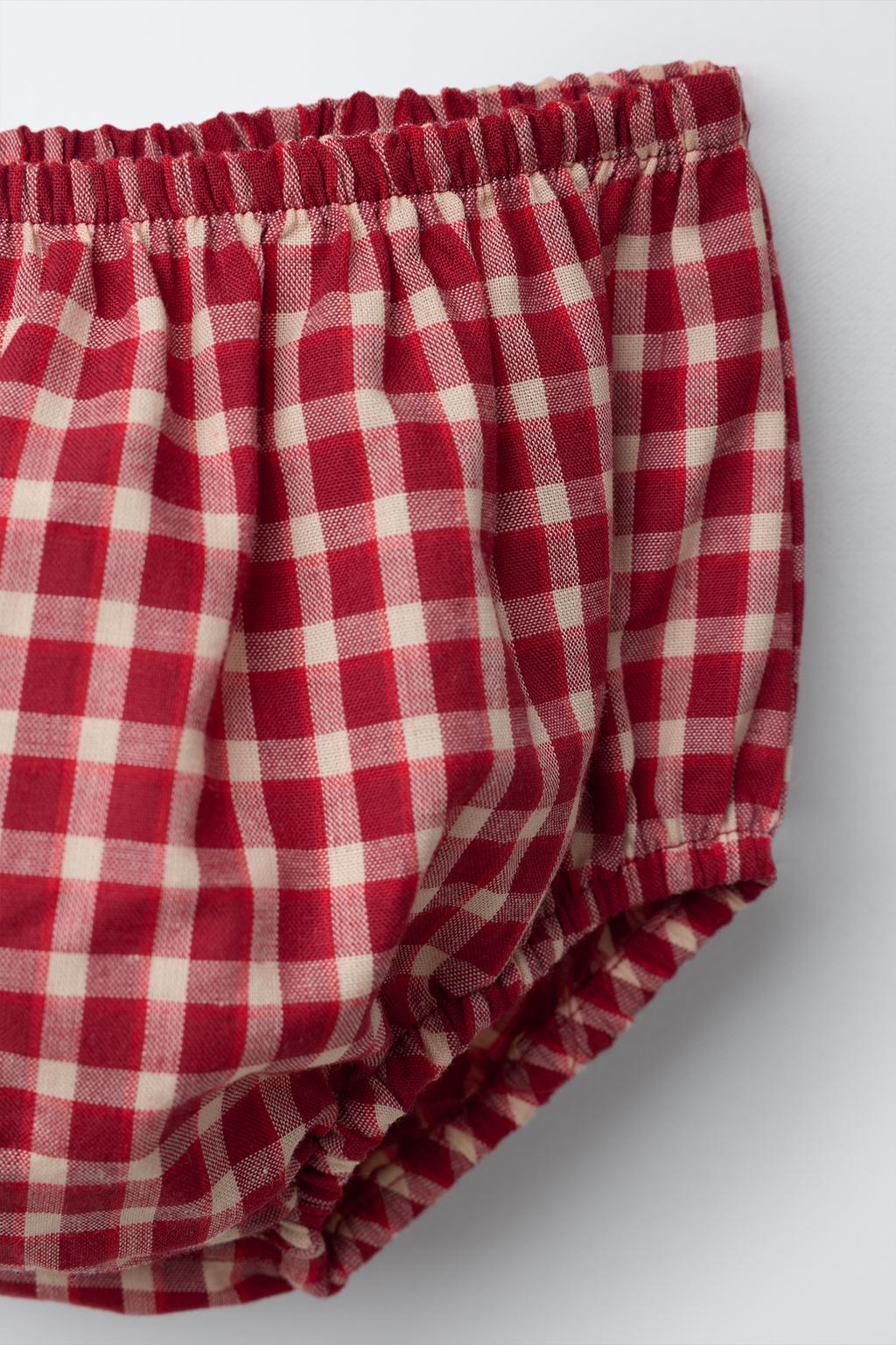 ПЛАТЬЕ И ТРУСЫ В КЛЕТКУ С ВЫШИВКОЙ