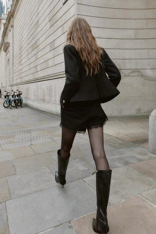 Шорты-бермуды с кружевом- Заказать в России