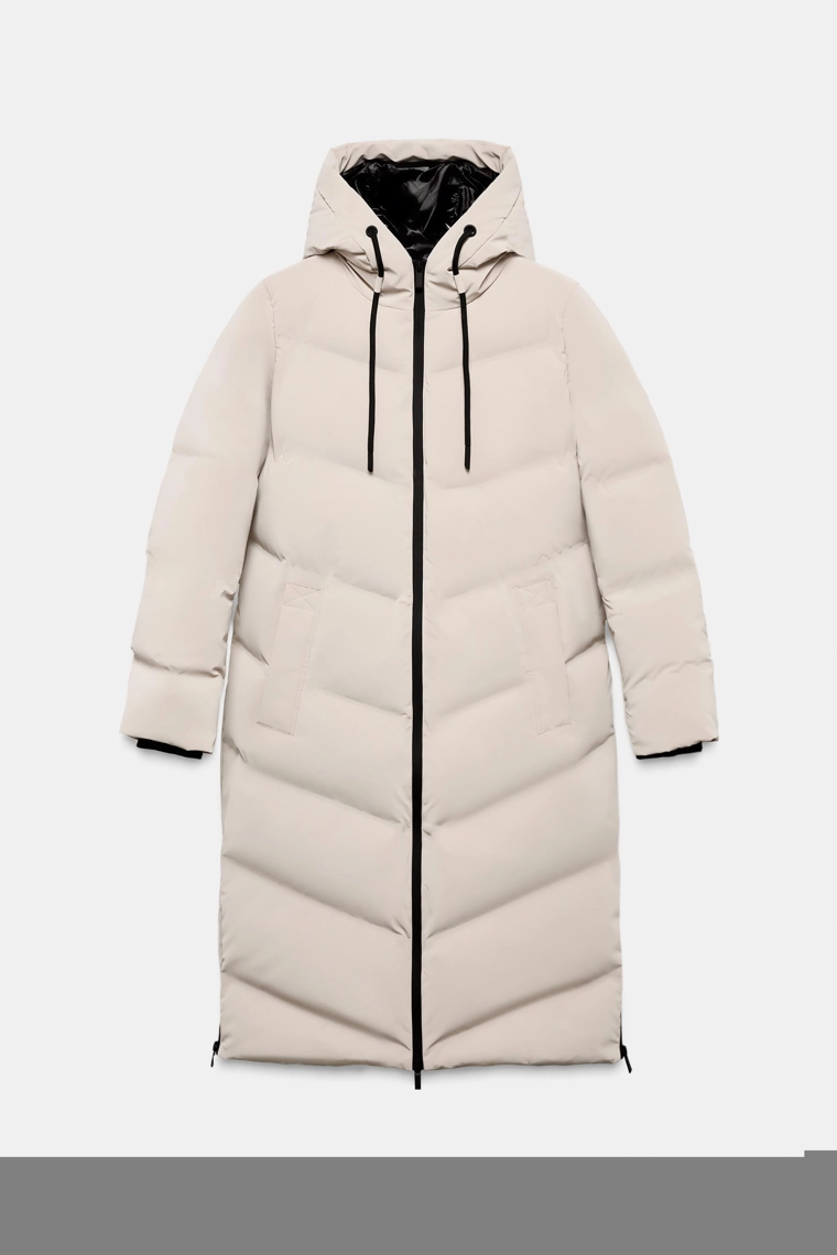 Длинный анорак с капюшоном из резины и термоизоляцией