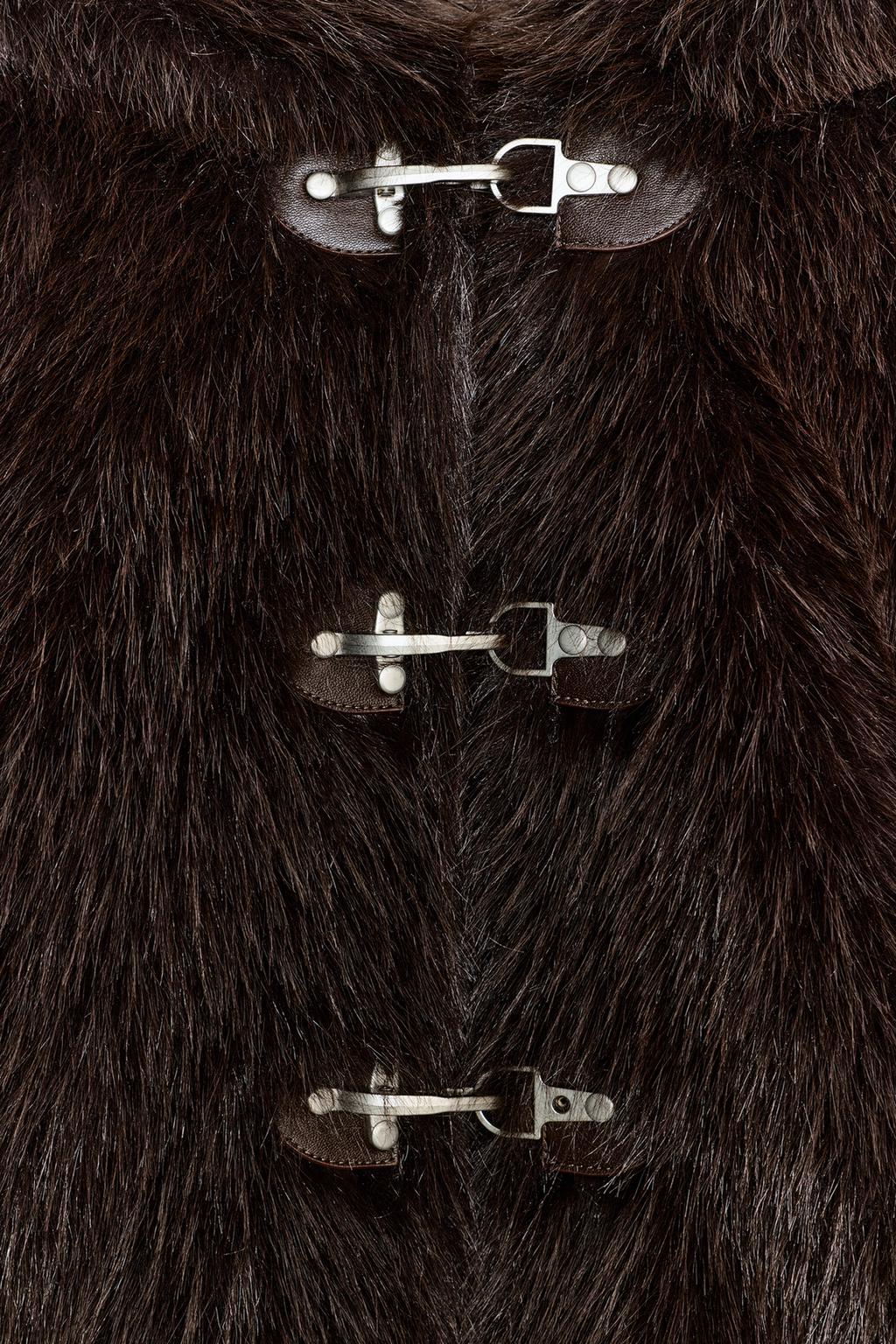 КОРОТКОЕ ПАЛЬТО ИЗ ИСКУССТВЕННОГО МЕХА — ZW COLLECTION