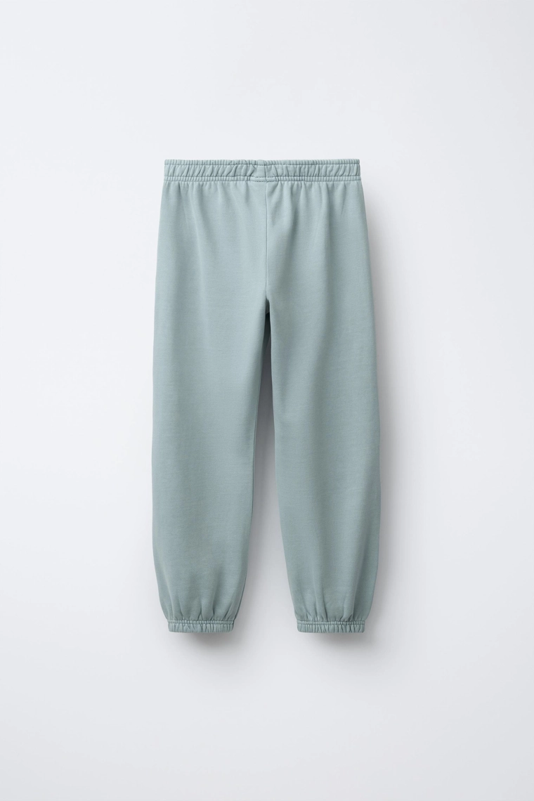 Комплект из худи и джоггеров с сердцем