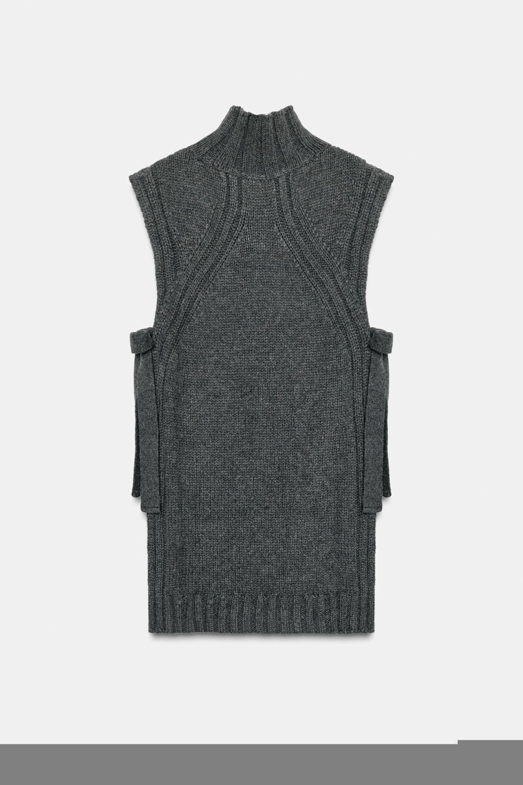 Жилет из шерсти с открытурками