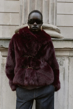 Куртка из искусственного меха с застежками-тоггл- Заказать в России