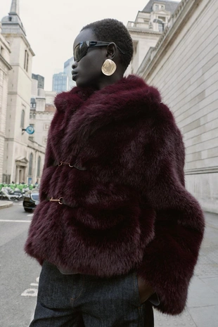 Куртка из искусственного меха с застежками-тоггл- Заказать в России