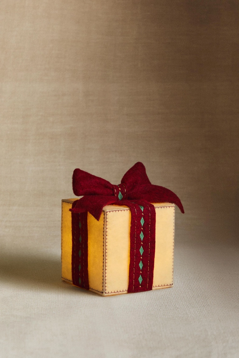 Рождественский подарок со встроенным светом