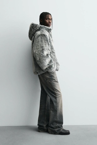 Куртка из искусственного меха с капюшоном- Заказать в России