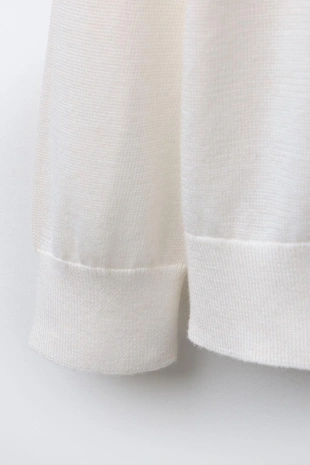 Вязаный свитер с воротником-стойкой- Заказать в России