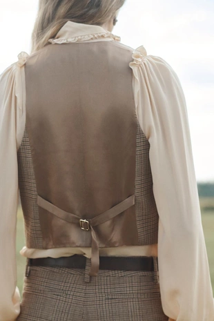 Жилет из ограниченной коллекции из шерсти в клетку- Заказать в России